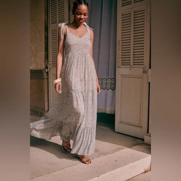 Sézane Phily Maxi Dress in Blue Floral Print FR 38 / US 6 - Picture 7 of 15